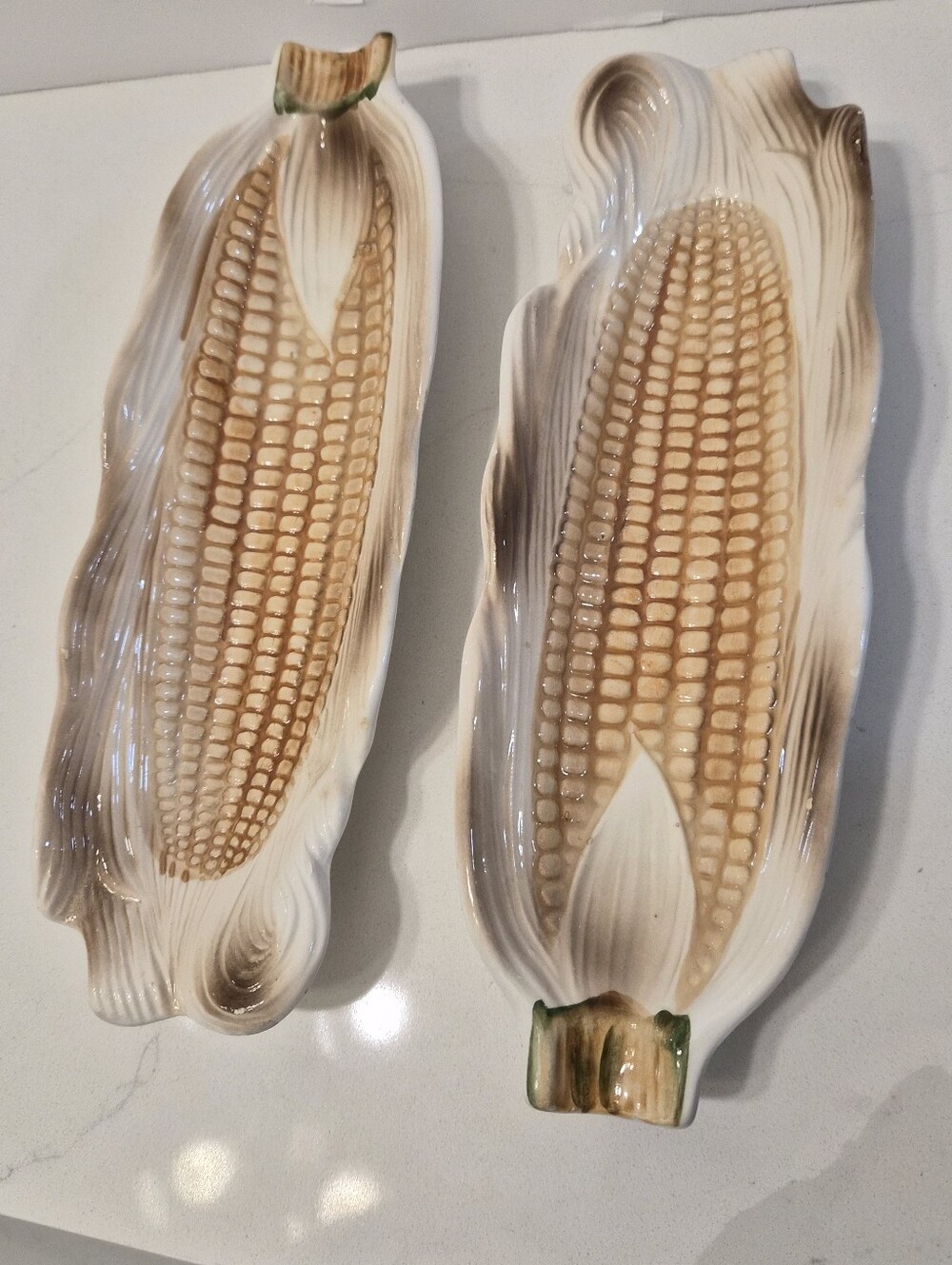 Vintage Ceramic Corn-on-the-Cob Serving Dishes - Set of 2, Beige & Cream
